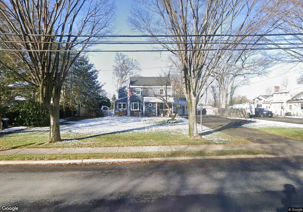 291 N Farview Ave, Paramus, NJ 07652 - photo 1