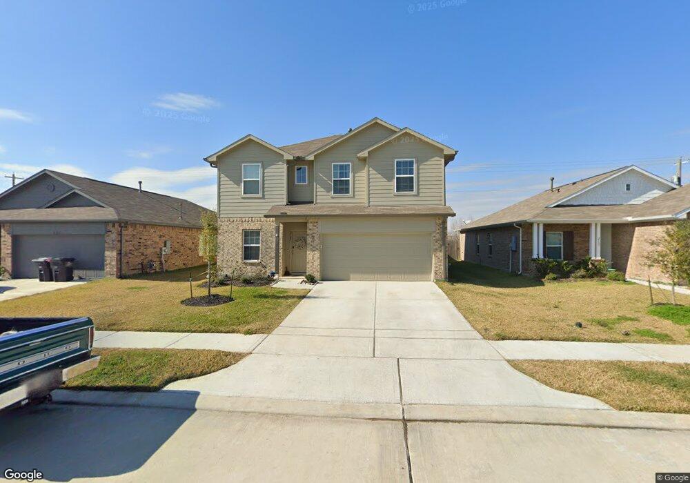 2185 Ann St, Alvin, TX 77511 - photo 1