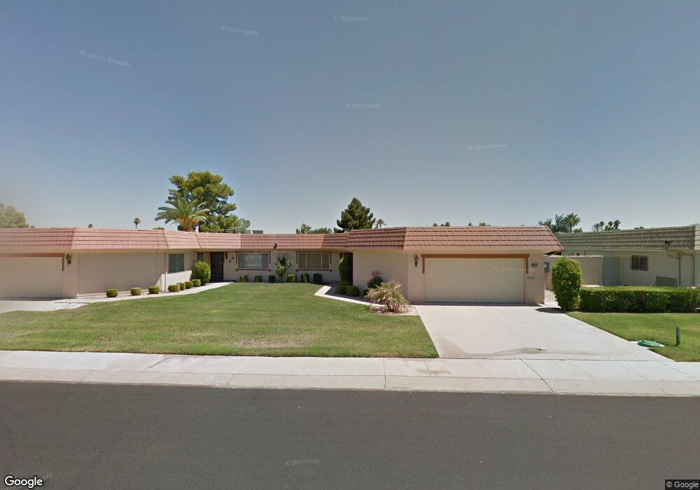 10561 W Hutton Dr, Sun City, AZ 85351 - photo 1