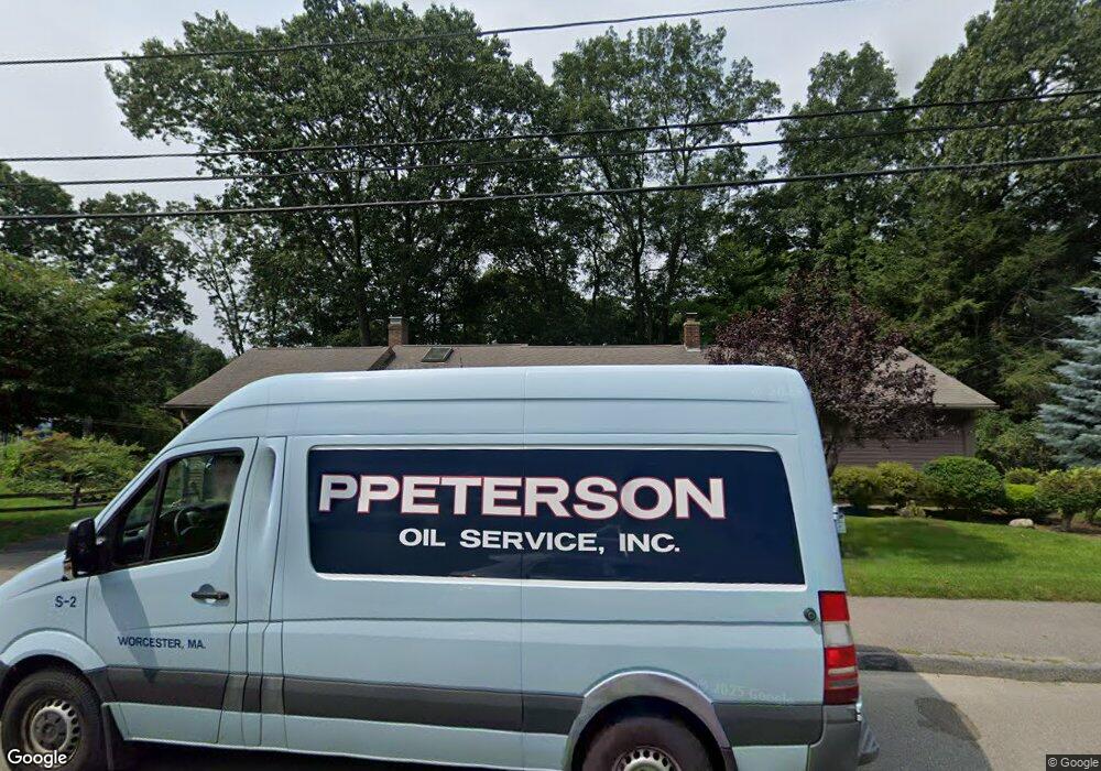 71 Indian Hill Rd, Worcester, MA 01606 - photo 1