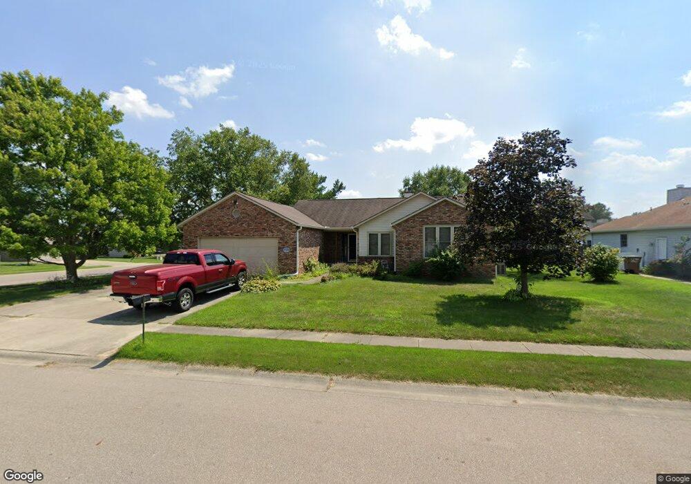 4729 Gray Fox Ct, Columbus, IN 47203 - photo 1