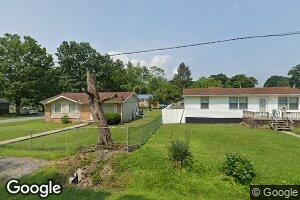 504 Logan St E, Rupert, WV 25984