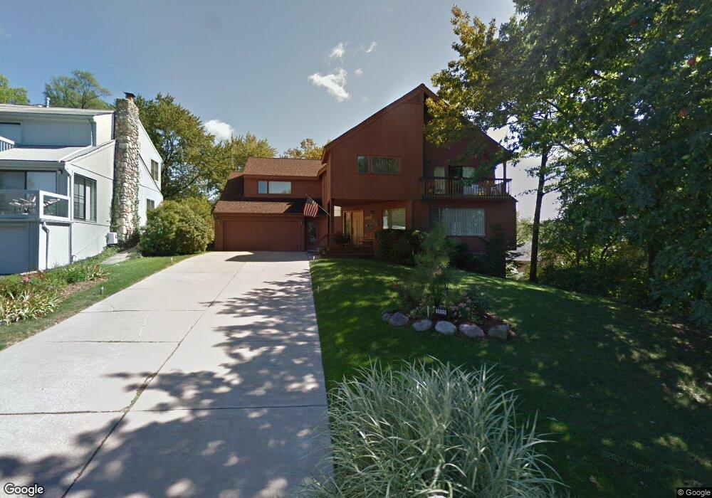 5659 Putnam Dr, West Bloomfield, MI 48323 - photo 1