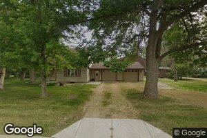 516 NW Lake Ave, Elysian, MN 56028