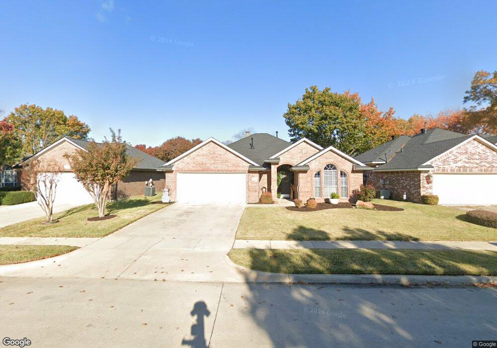 312 Chantilly Ct, Hurst, TX 76054 - photo 1