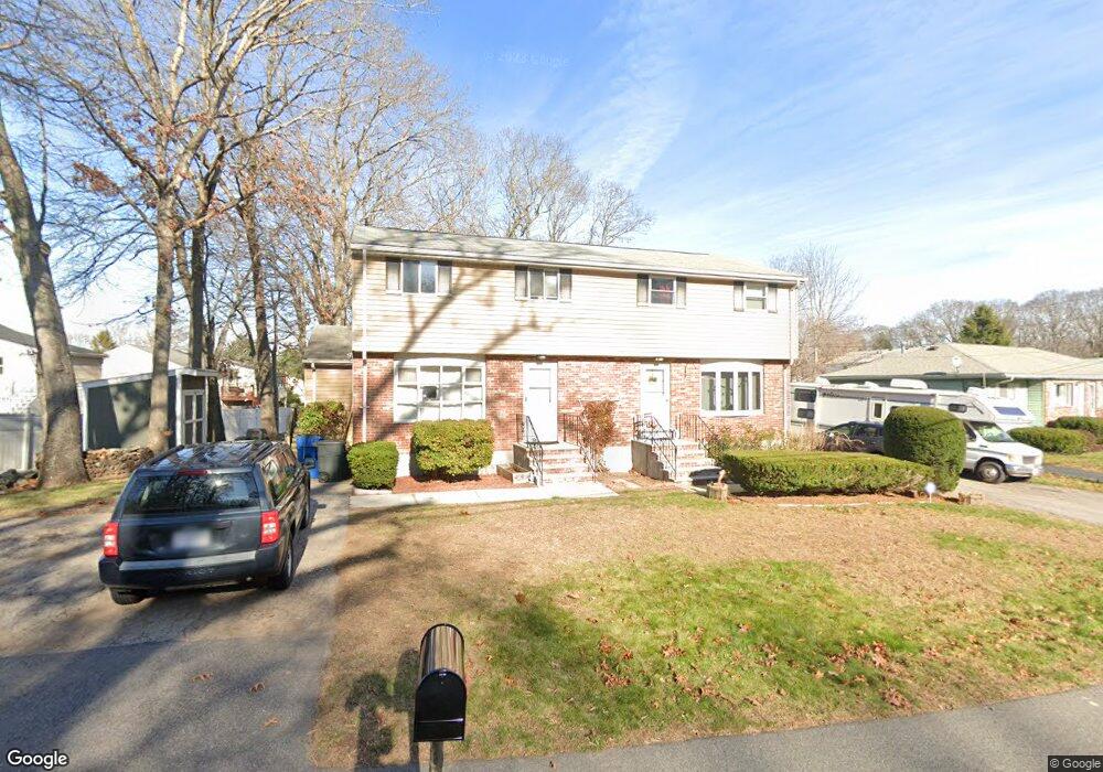 24 Acorn Dr, Randolph, MA 02368 - photo 1