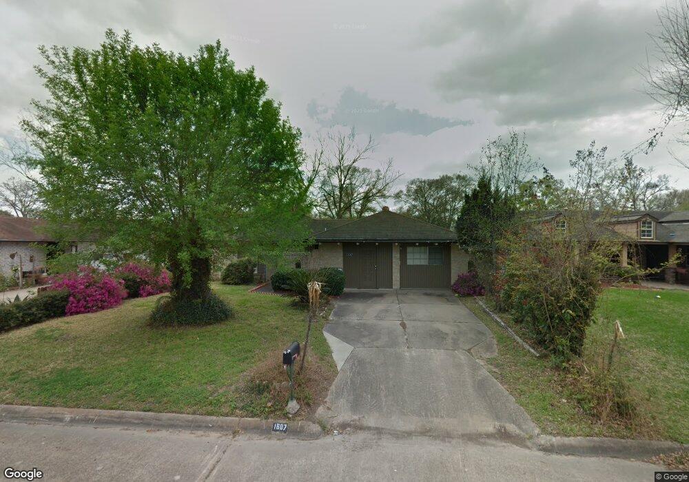 1607 Twinbrooke Dr, Houston, TX 77088 - photo 1