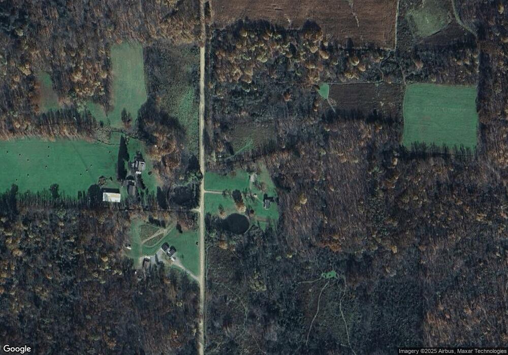 20394 Hillview Rd, Saegertown, PA 16433 - photo 1