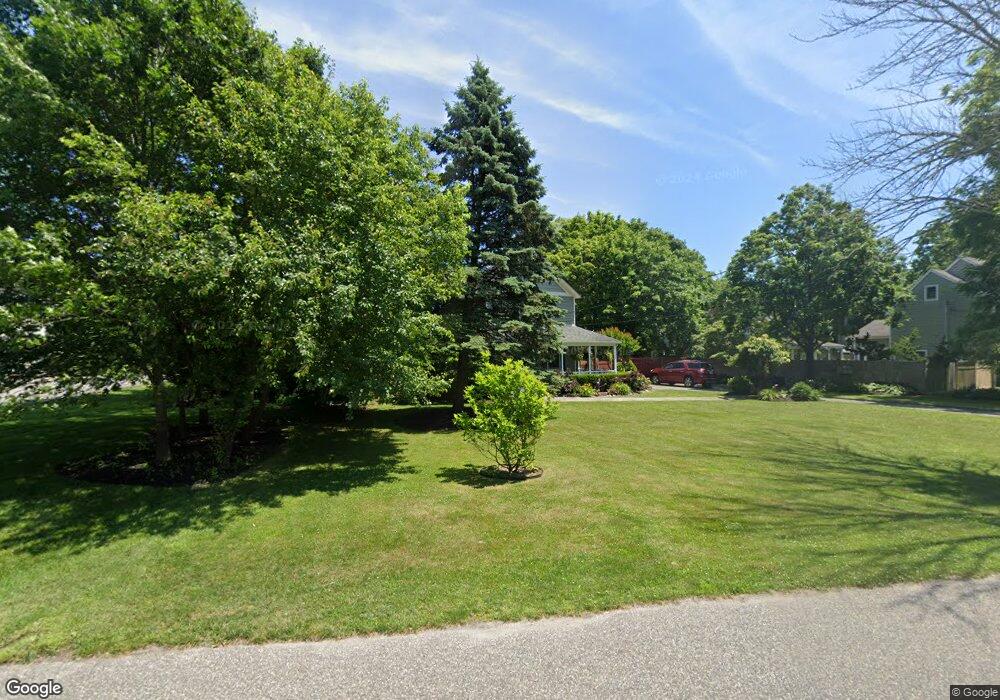 249 Mcconnell Ave, Bayport, NY 11705 - photo 1