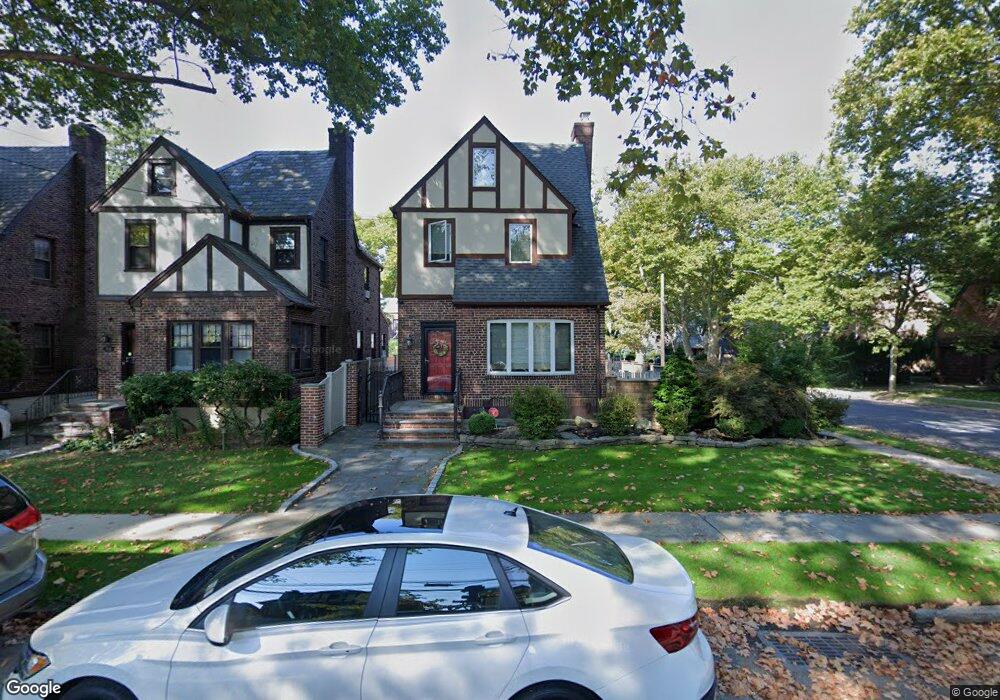 2702 168th St, Flushing, NY 11358 - photo 1