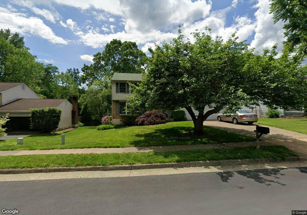 7568 Vogels Way, Springfield, VA 22153 - photo 1