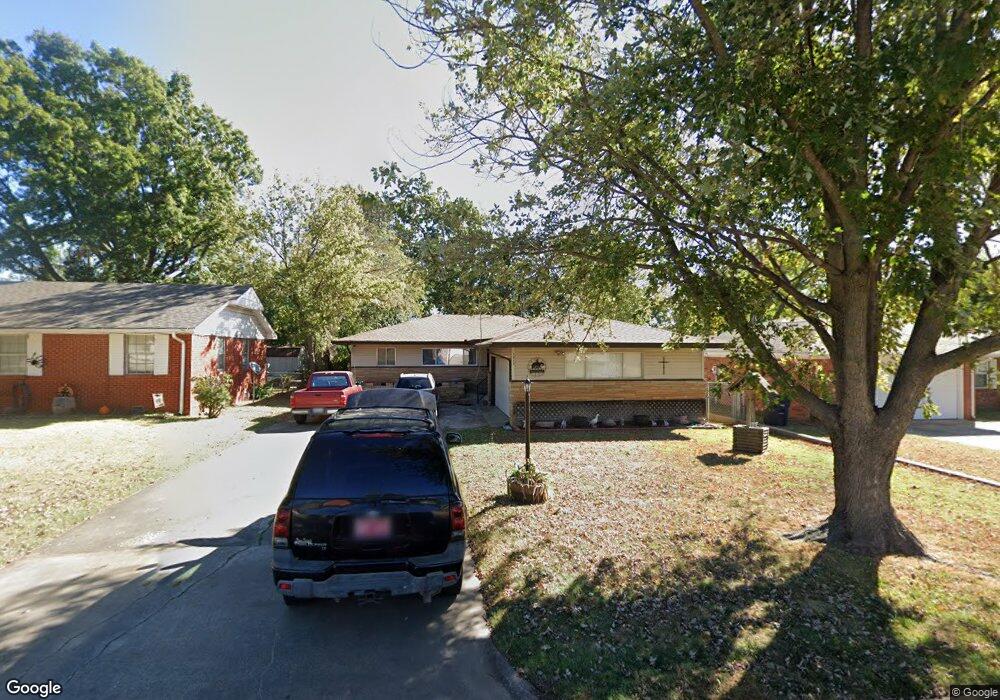 1815 N Oklahoma Ave, Shawnee, OK 74804 - photo 1