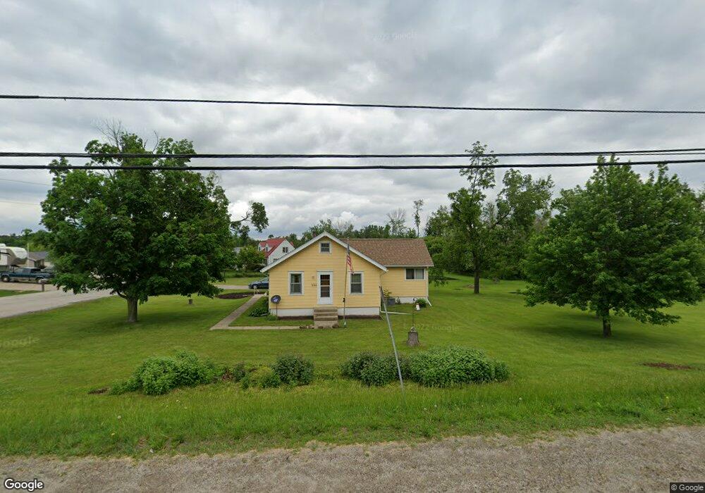 4422 F Ave NW, Cedar Rapids, IA 52405 - photo 1