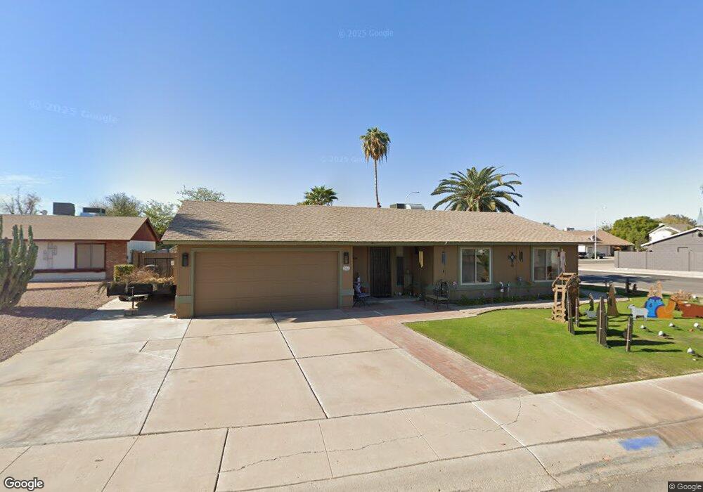 204 S Maple St, Chandler, AZ 85226 - photo 1