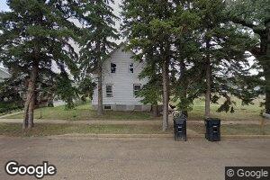 307 4th St N, Richardton, ND 58652