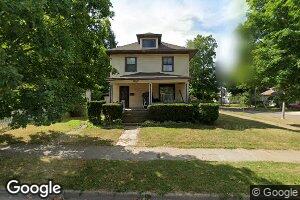 327 Moores River Dr, Lansing, MI 48910
