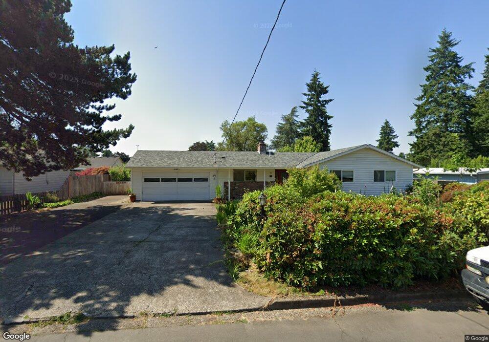 106 W 8th St, Newberg, OR 97132 - photo 1