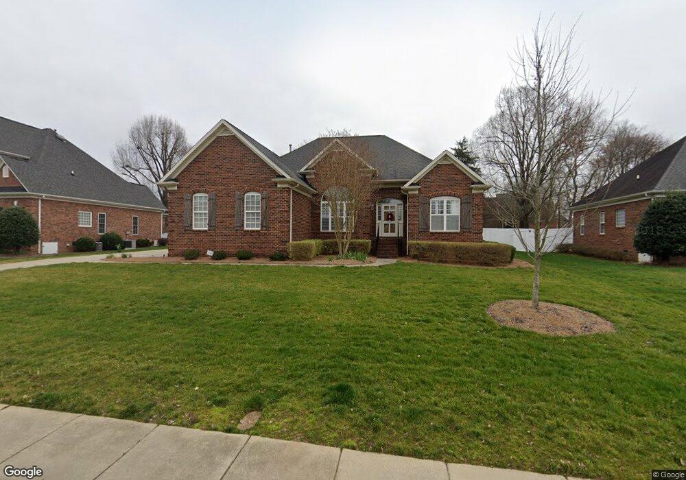 722 Old State St SW, Concord, NC 28027 - photo 1