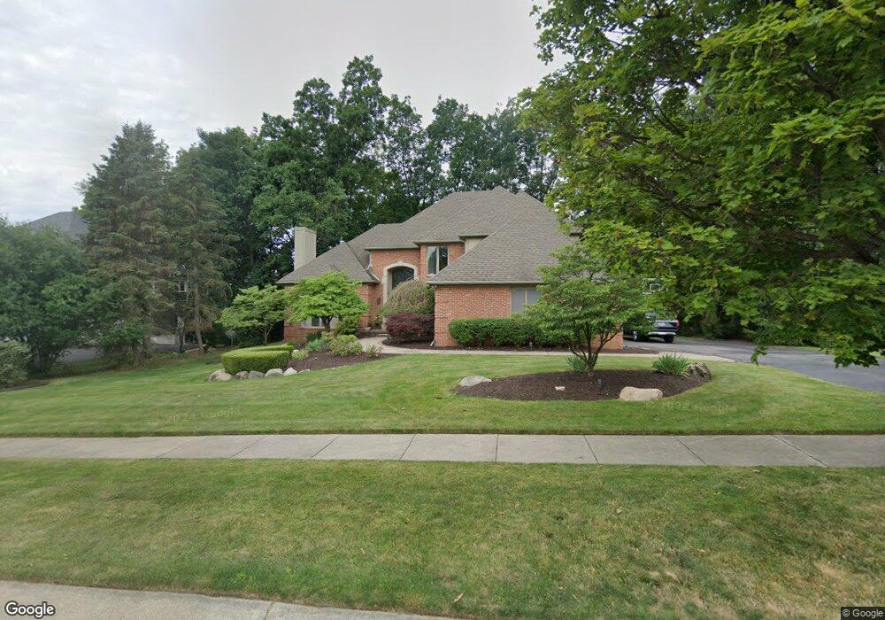 5063 Parkside Dr, West Bloomfield, MI 48323 - photo 1