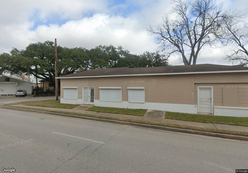 5120 N Main St, Houston, TX 77009 - photo 1