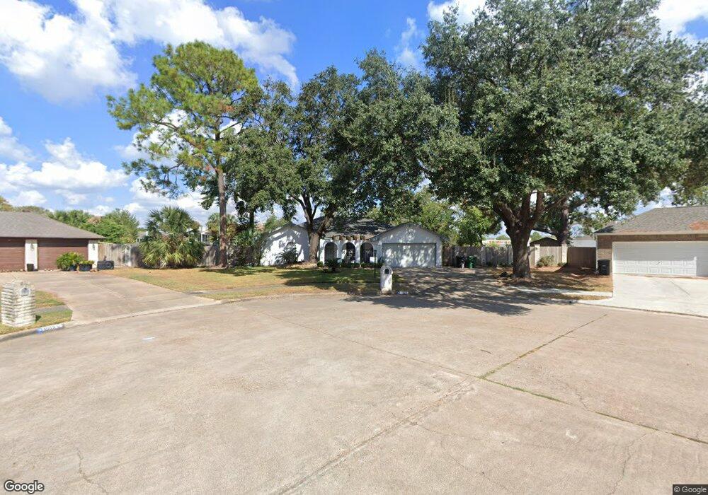 8010 Pardue Ct, Houston, TX 77088 - photo 1