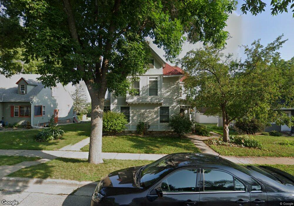 914 W 3rd St, Red Wing, MN 55066 - photo 1