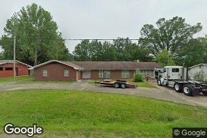 108 E Avenue I, Hooks, TX 75561