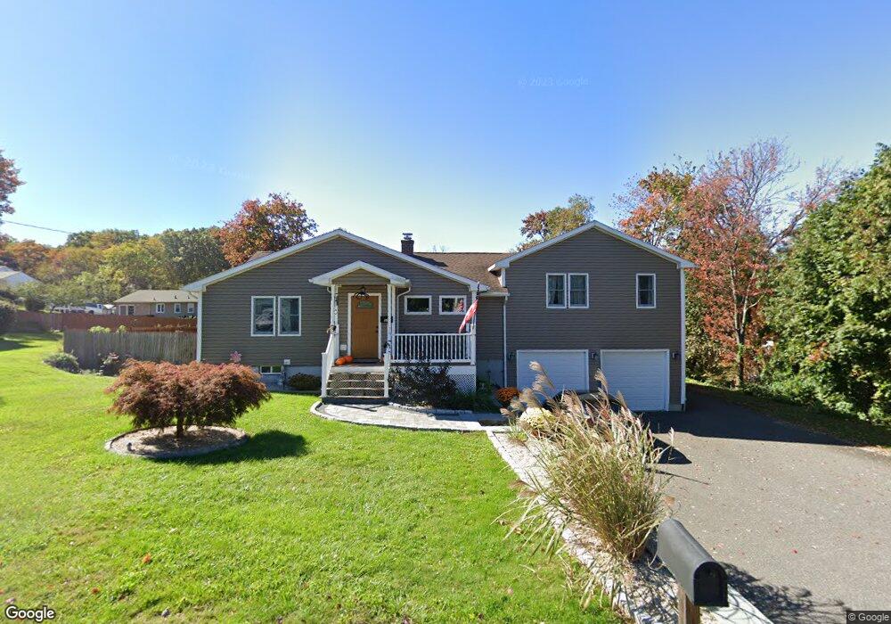 50 Capewell Ave, Oakville, CT 06779 - photo 1