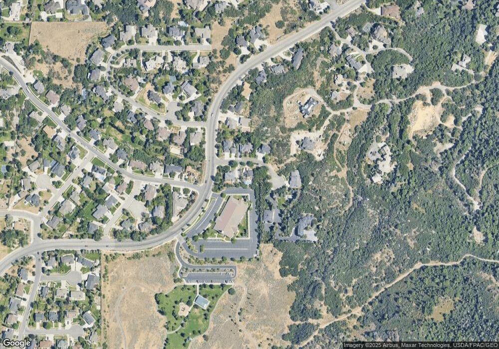 2838 E Rainbow Oaks Cir, Sandy, UT 84092 - photo 1