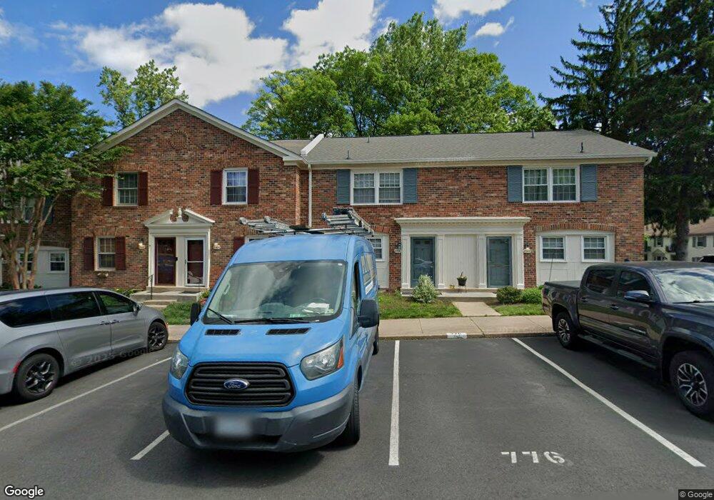 8502 Westover Ct unit 776, Springfield, VA 22152 - photo 1
