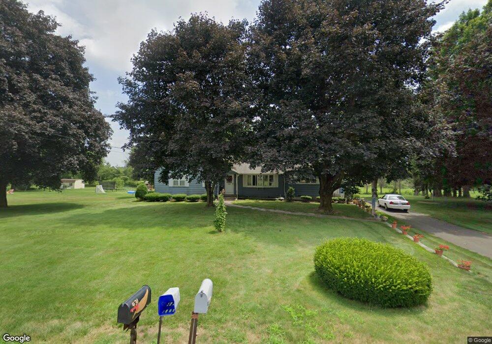 431 Hale St, Suffield, CT 06078 - photo 1