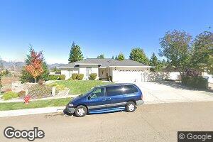 902 Leisha Ln, Redding, CA 96001