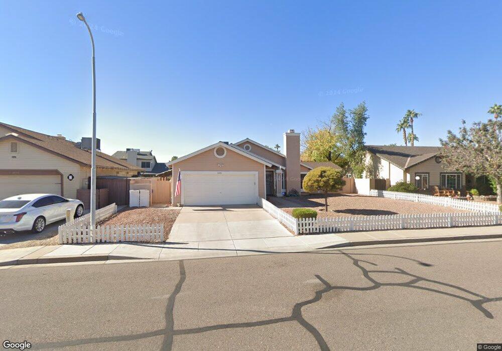 2826 N Pennington Dr, Chandler, AZ 85224 - photo 1