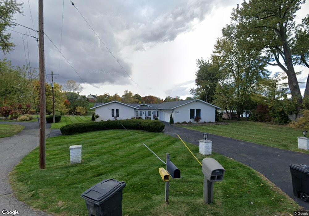 6948 Valley Spring Dr, Bloomfield Hills, MI 48301 - photo 1