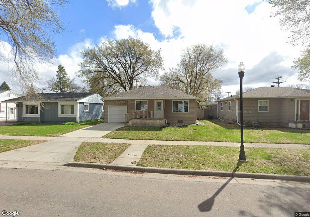 1626 6th St S, Fargo, ND 58103 - photo 1