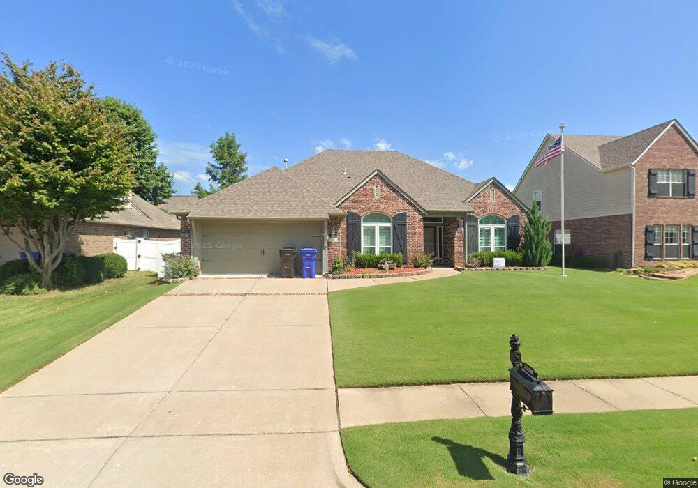 2106 W Austin Place, Broken Arrow, OK 74011 - photo 1