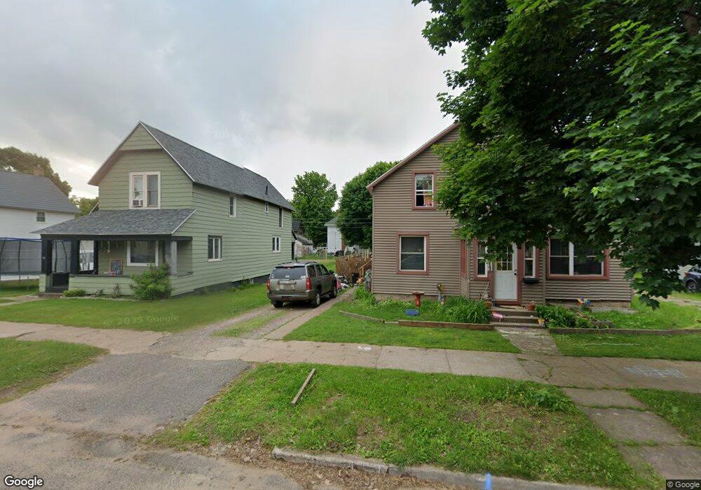 114 E Peck St, Negaunee, MI 49866 - photo 1