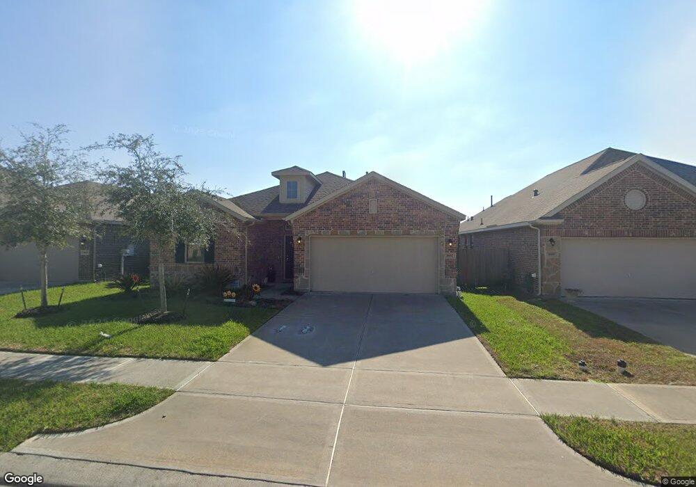 1667 Maggie Trail Dr, Alvin, TX 77511 - photo 1
