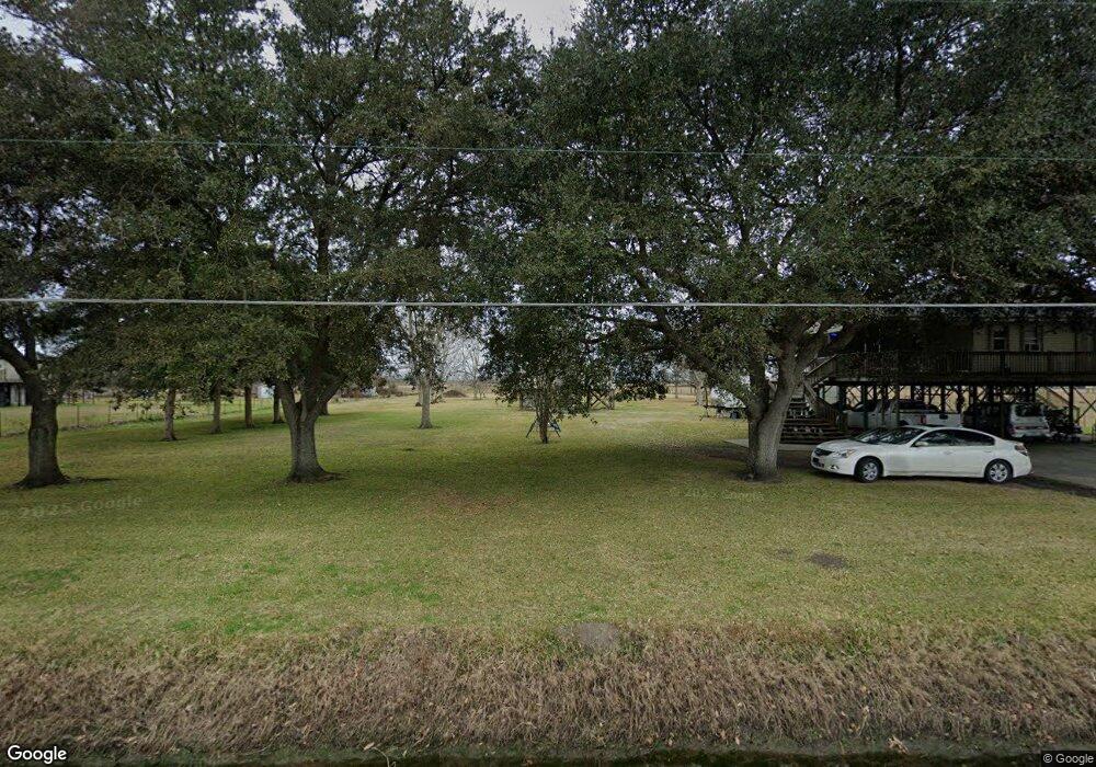 8810 Leleux Rd, New Iberia, LA 70560 - photo 1