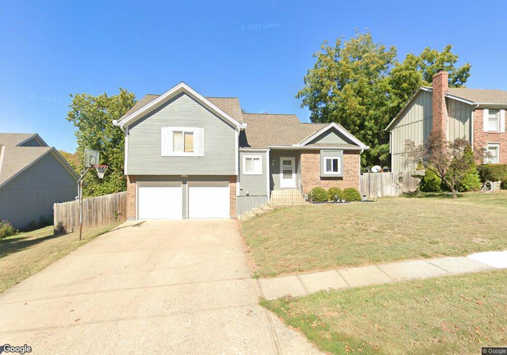 13508 W 68th St, Shawnee, KS 66216 - photo 1