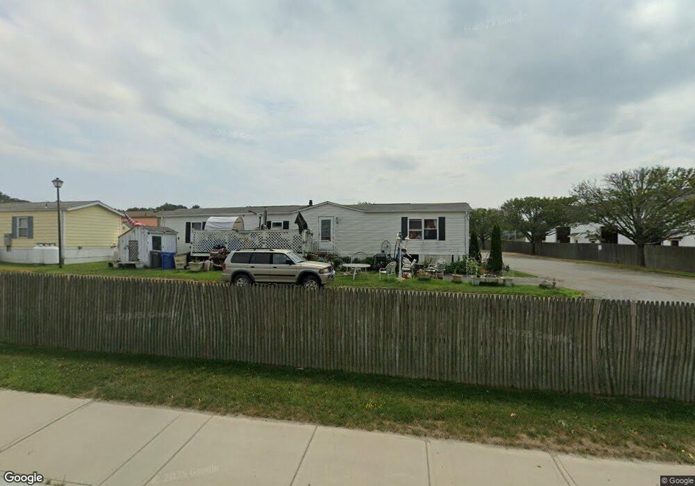 89 Bayview Park, Middletown, RI 02842 - photo 1