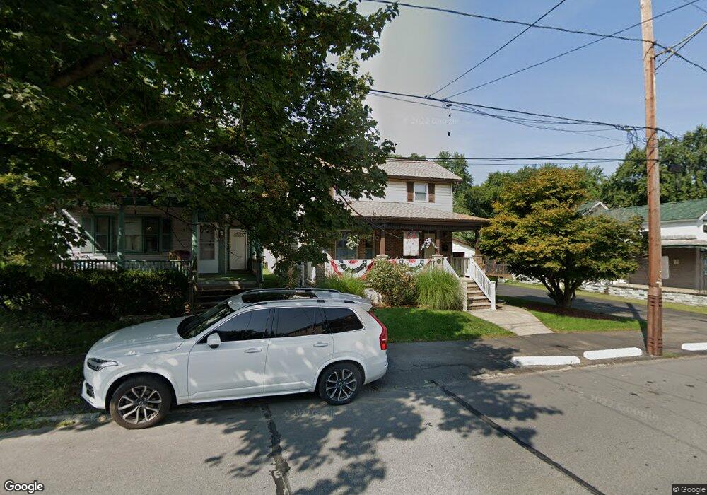 426 Railroad Ave, Scranton, PA 18505 - photo 1