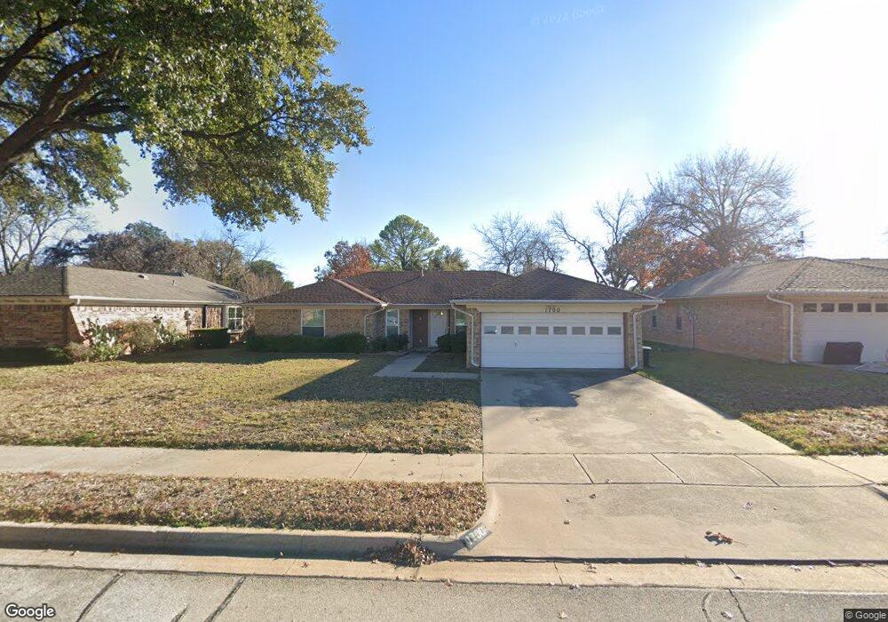1700 Vicksburg Dr, Bedford, TX 76022 - photo 1