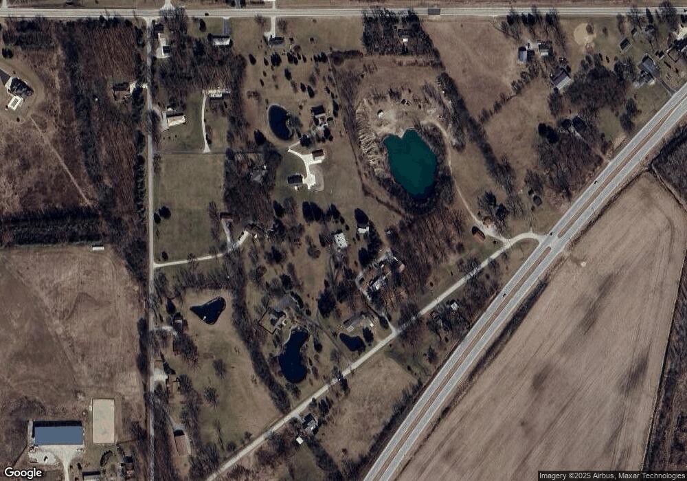 11768 N Roanoke Rd, Roanoke, IN 46783 - photo 1