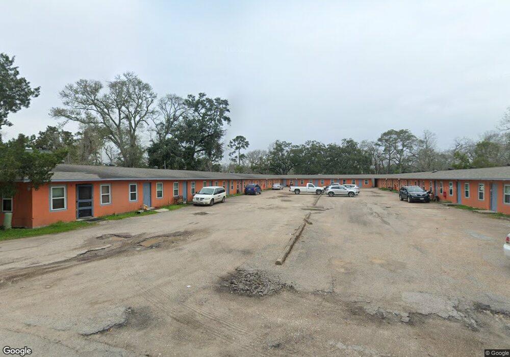 415 N Beauregard St unit 15, Alvin, TX 77511 - photo 1