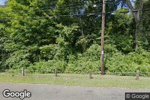 24 Pond Meadow Rd, Ivoryton, CT 06442