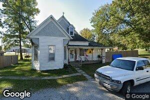 312 E Davis St, Ava, IL 62907