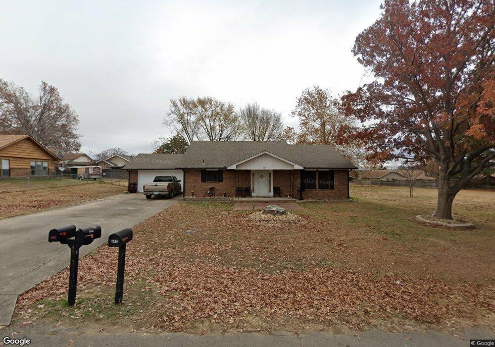 609 S 5th St, Eufaula, OK 74432 - photo 1