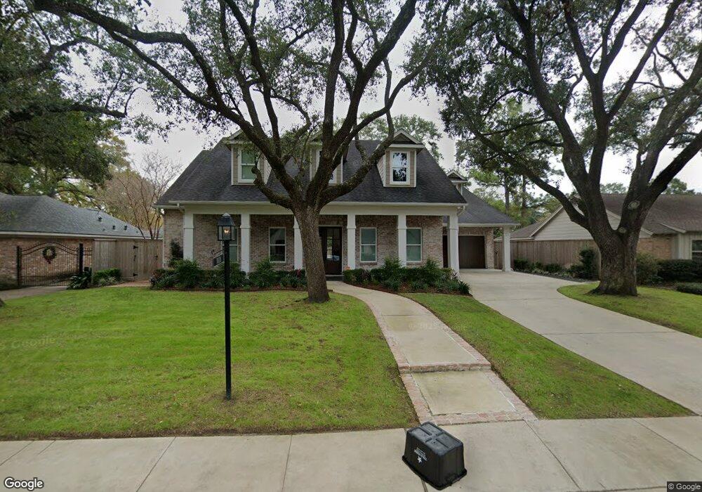 10111 Chevy Chase Dr, Houston, TX 77042 - photo 1