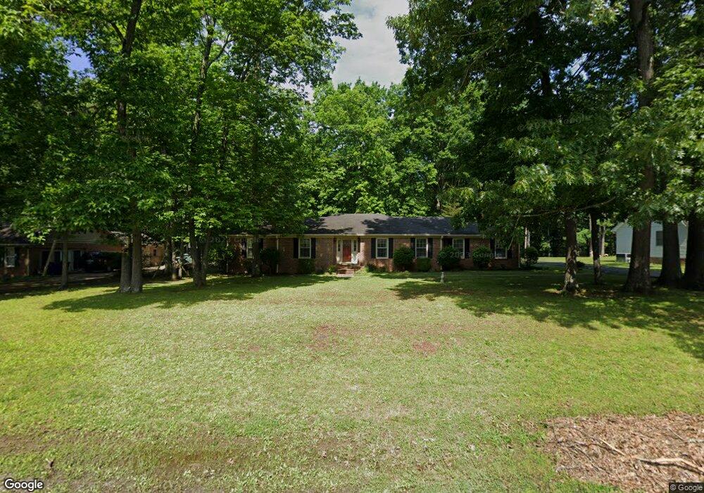 329 Hilltop Dr, Shelbyville, TN 37160 - photo 1